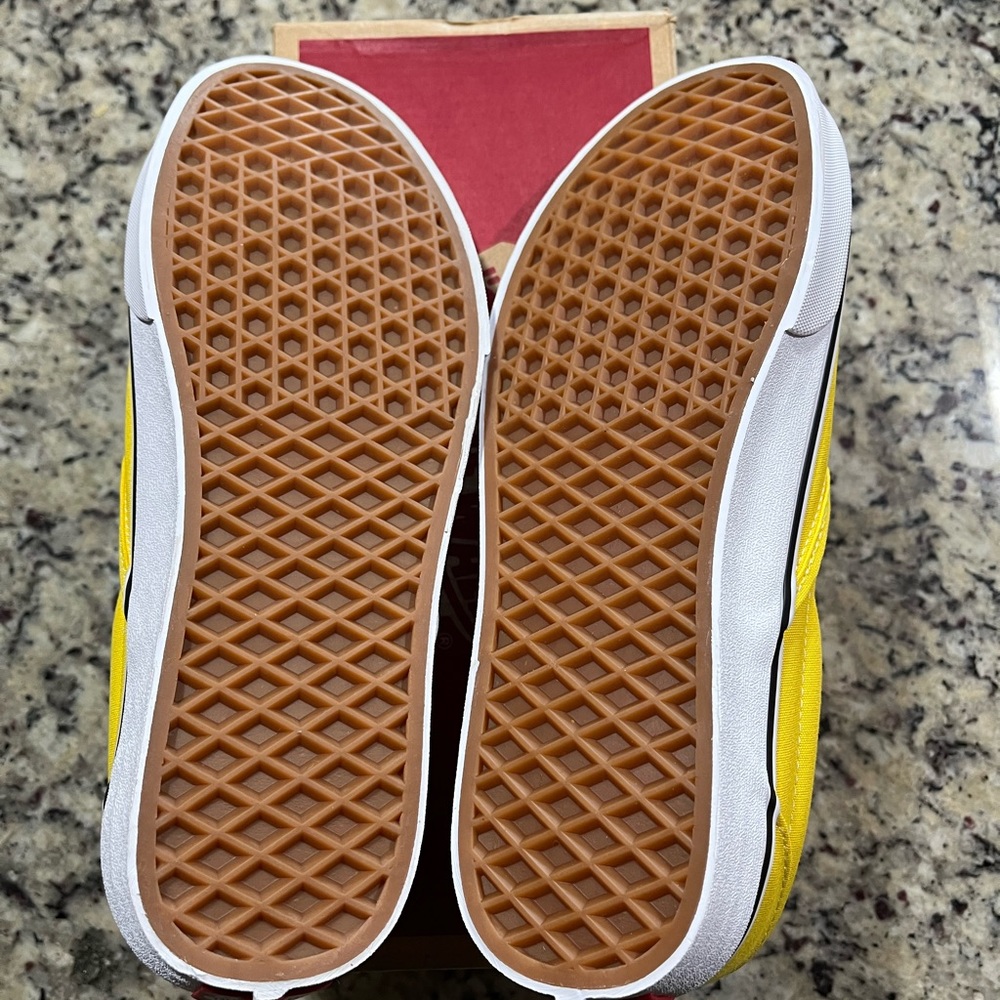 NIB. Vans Women's Vibrant Yellow Slip-On Sneakers. Retail $55 - Picture 4 of 4